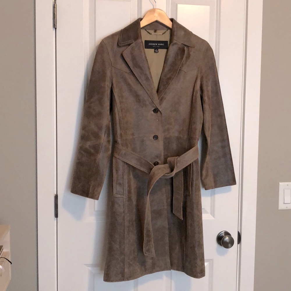 3/4 length Andrew Marc New York 3-button leather coat with belt